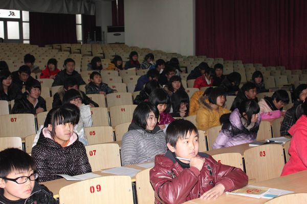 2012年泰州實驗中學2月22日團支部例會
