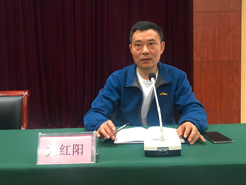 我校開展“預(yù)防校園欺凌_共建平安學(xué)?！敝v座