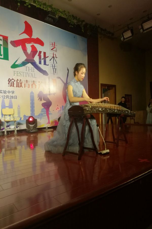 泰州實驗中學隆重舉行第十屆文化藝術節(jié)