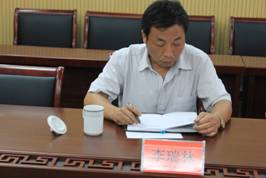 泰州實驗中學(xué)召開黨的群眾教育實踐活動專題民主生活會